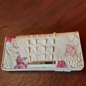 BRAHMIN ADY WALLET LOTUS BLOOMSBURY